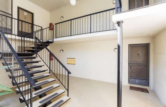 3240 S SEMORAN BOULEVARD