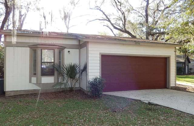 AMAZING 3/2 Killearn Home w/ Wood Floors, 2 Car Garage, Deck, Office,  Park View! $1895/month Avail June 1st! photos photos