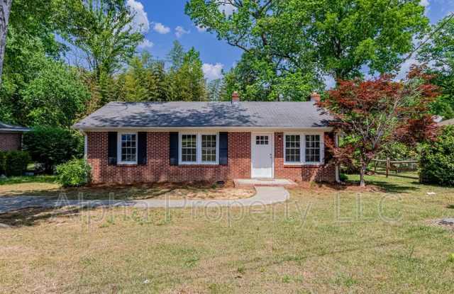 7 Pembroke Ln