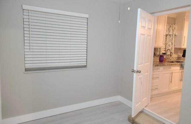 1520 N 25th Avenue, Hollywood, FL 33020