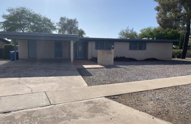 1525 N Grady Avenue - 1525 North Grady Avenue, Tucson, AZ 85715