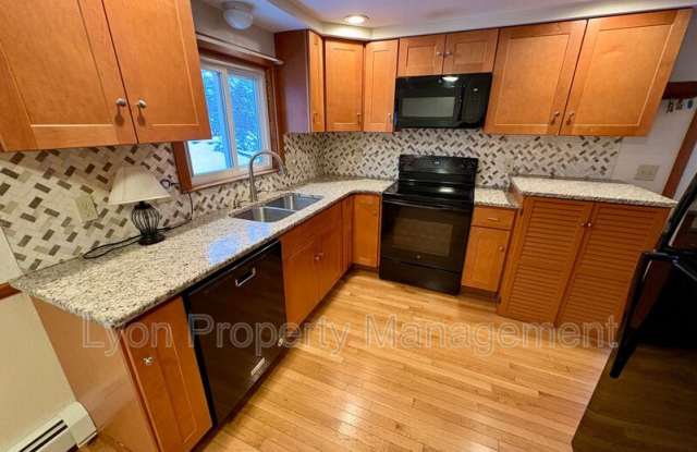 Photo of 133 Inman Ave