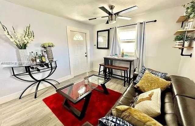 Photo of 2425 SW 26th Terr