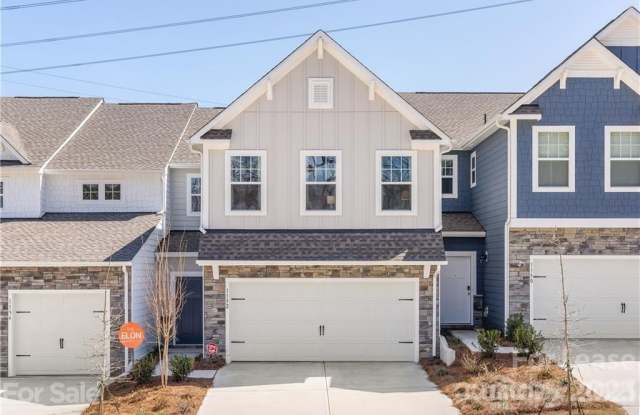 1140 Streamside Lane