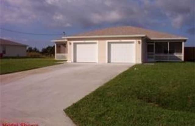 4648 Golfview BLVD - 4648 Golfview Blvd, Lehigh Acres, FL 33973