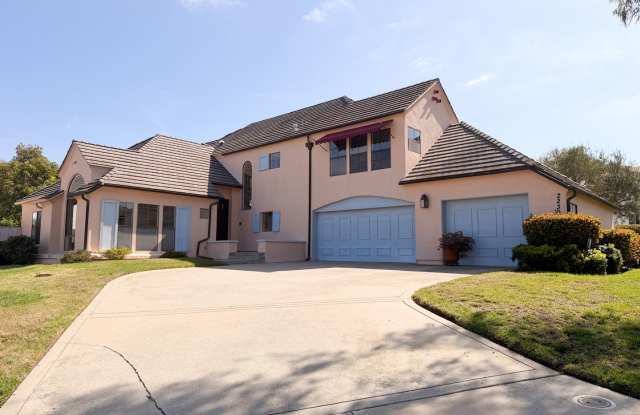 Beautiful home in Desirable Carlsbad Neighborhood!