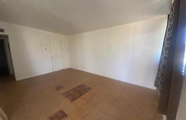453 N WILLIAMS -- unit: B