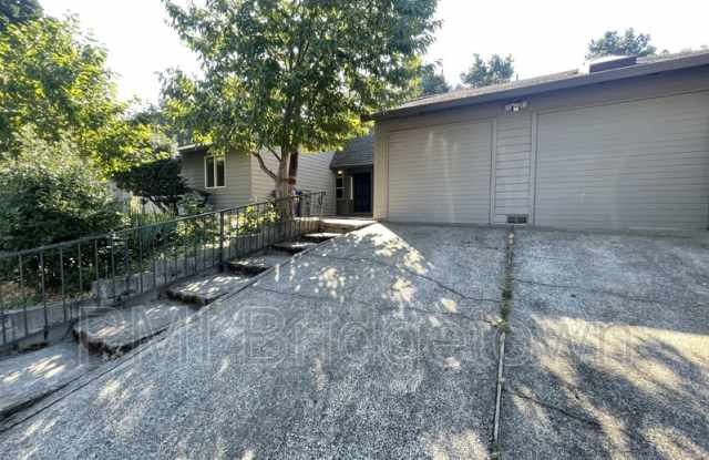 2410 SE 9th Ct - 2410 Southeast 9th Court, Gresham, OR 97080