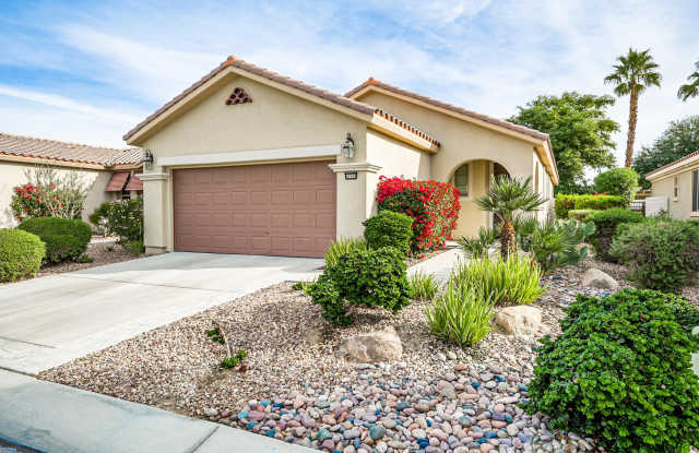 41544 Via Arleta