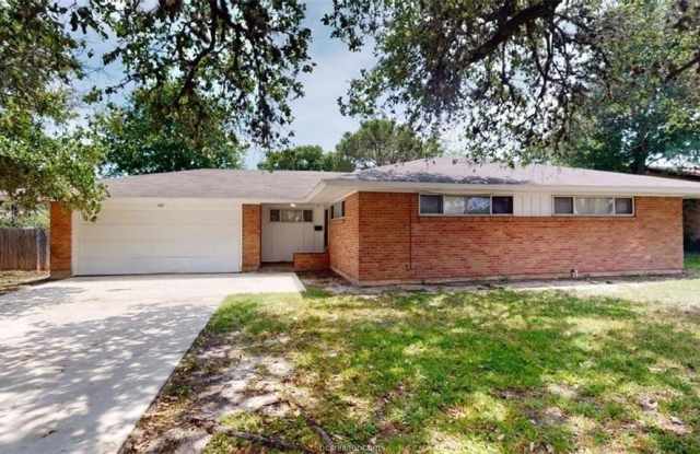 Photo of 1618 George Bush Drive