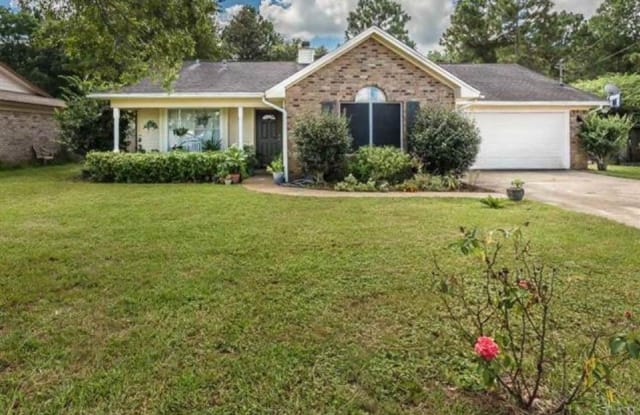 10941 OAK VALLEY DR - 10941 Oak Valley Drive, Escambia County, FL 32506