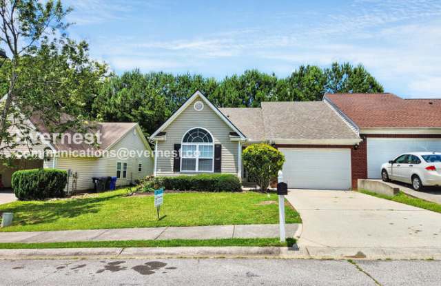 Photo of 2175 Red Oak Circle