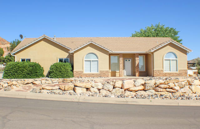 706 E Red Sands Dr - 706 E Red Sands Dr, Washington, UT 84780