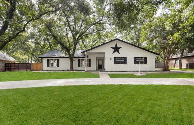 Photo of 8735 S Monticello Circle