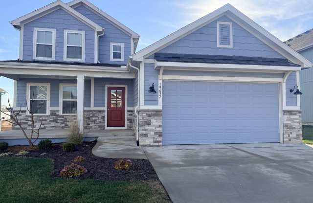 Photo of Gorgeous 3 Bedroom! ~Spring Hill, KS
