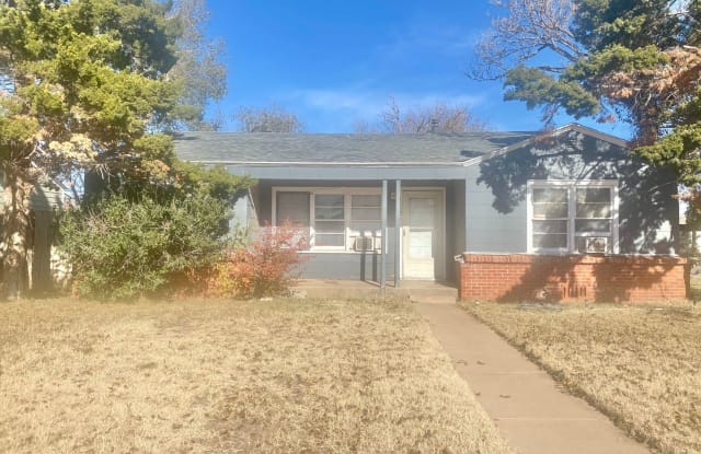 1502 39th St Front - 1502 39th Street, Lubbock, TX 79412