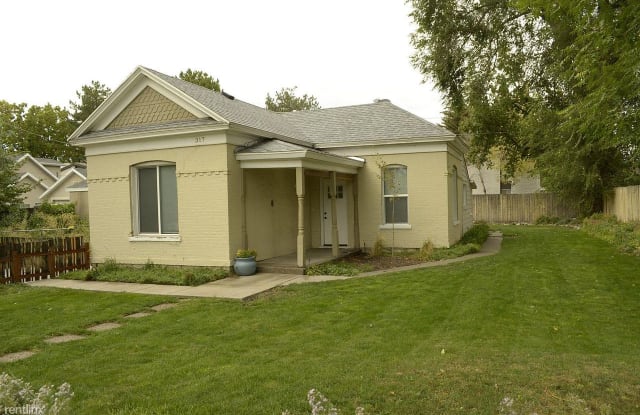 317 E Hollywood Ave - 317 Hollywood Avenue, Salt Lake City, UT 84115