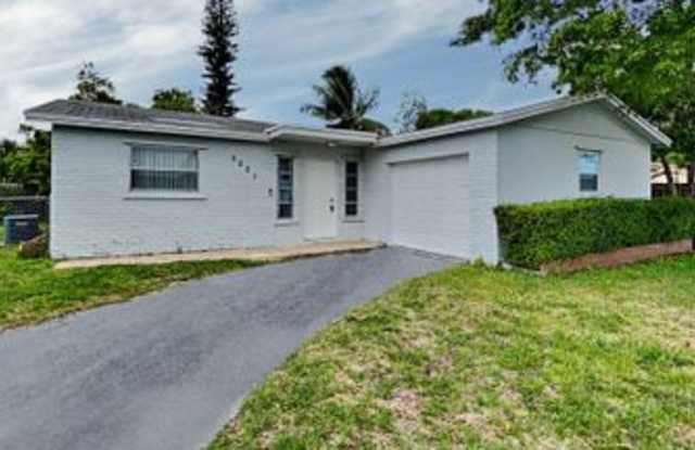 2021 Sw 64th Ave - 2021 Southwest 64th Avenue, North Lauderdale, FL 33068