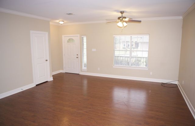 2594 Cheyenne Drive