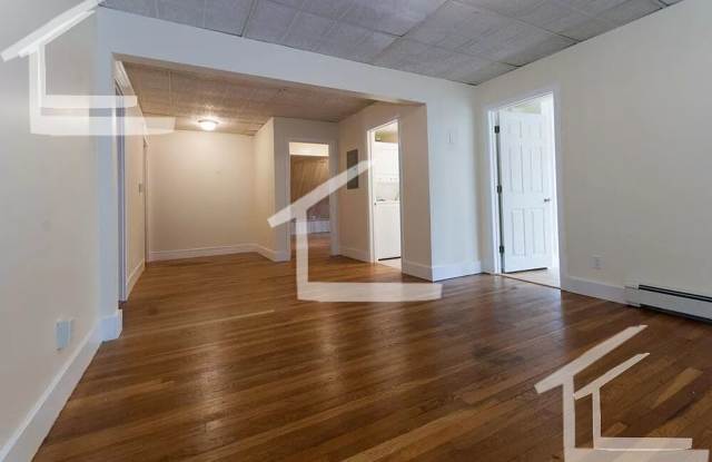 Photo of Huge 3 bedroom near Brookline with In-unit laundry and 2 parking spots included!!!