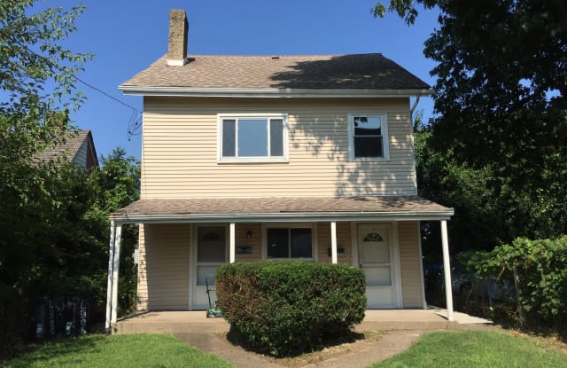 South Oakland HUGE Home Updated 5 BR - 3257 Dawson Street, Pittsburgh, PA 15213