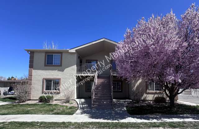 488 Coronado Ct Unit B - 488 Coronado Court, Clifton, CO 81520