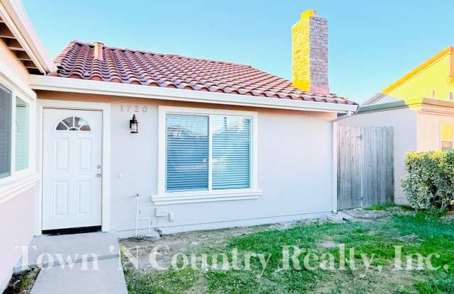Photo of 1720 Cherokee Drive, Salinas