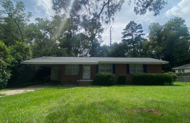 3/1.5 Home Walking /Biking Distance to FSU