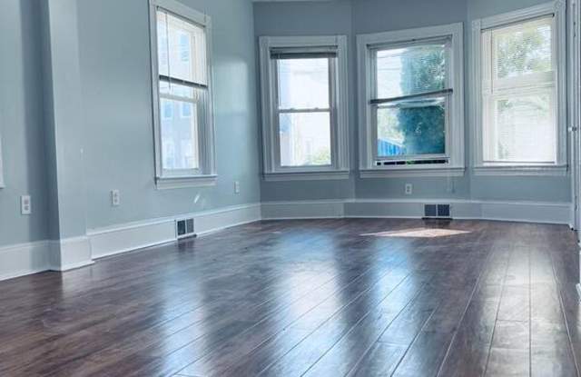 125 Chandler Avenue - 1