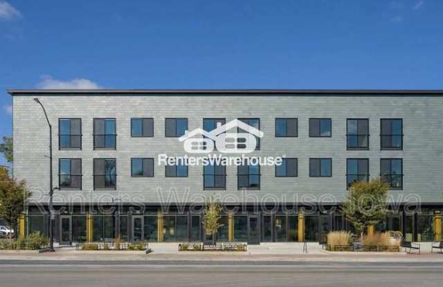 2701 Ingersoll Avenue