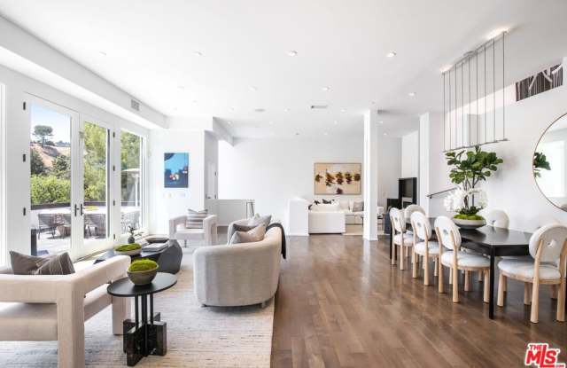 Photo of 1642 Lindacrest Dr