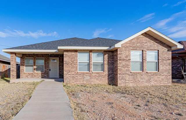 Photo of 1121 Laredo Dr