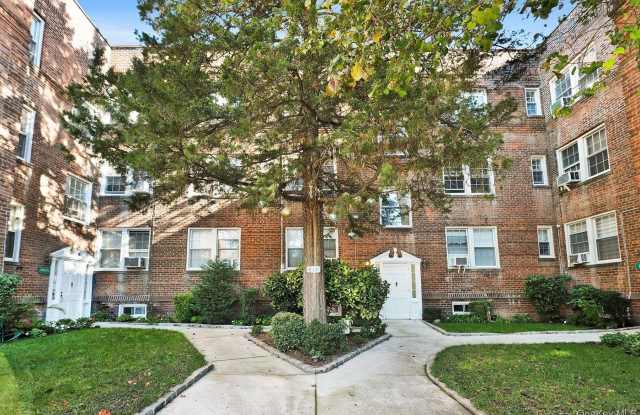 Photo of 1 Ash place unit: 2L