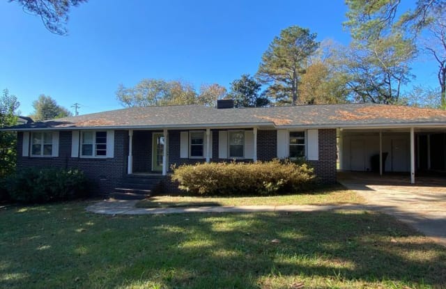 2003 College Ave - 2003 College Avenue, Anderson, SC 29621