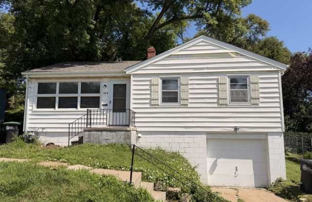 4010 Newport