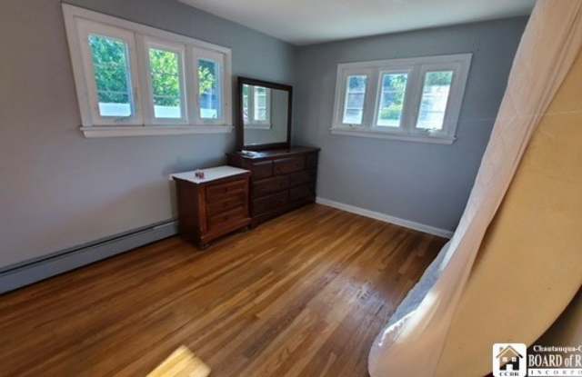 103 Valleyview Avenue