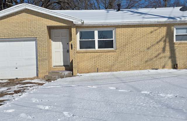 Photo of 3 Bedroom! All Brick! Garage! $995!