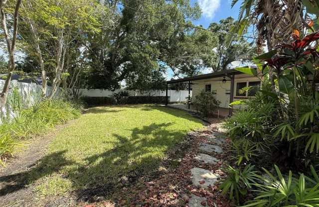 215 S WEST SHORE BOULEVARD