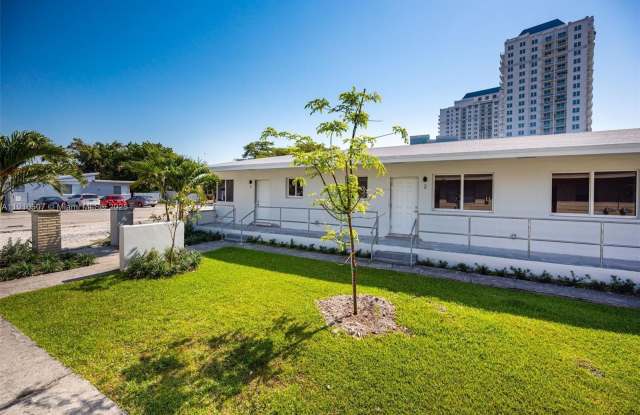 Photo of 1070 NE 80th St