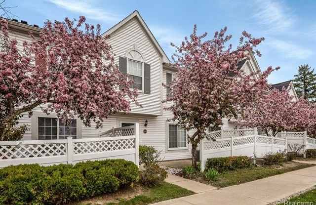 22241 ATLANTIC POINTE