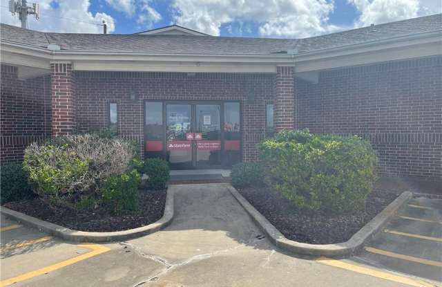 4818 Shopping Way