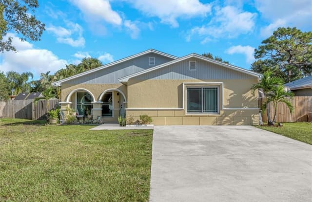 6401 68TH AVENUE N - 6401 68th Avenue North, Pinellas Park, FL 33781