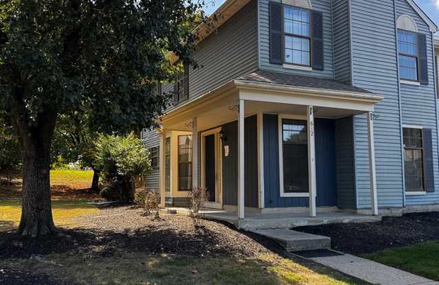 Photo of 633 FOXTON Court