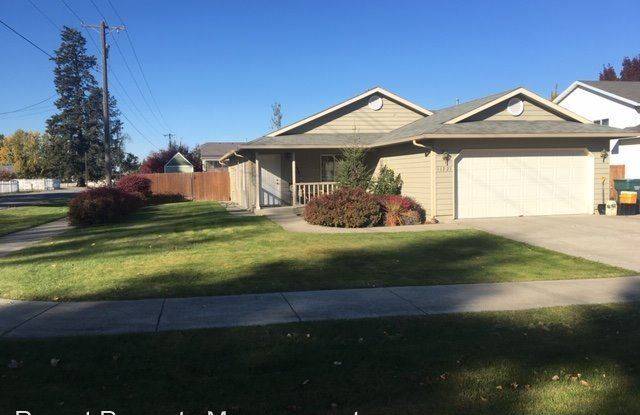 11221 Stinson Lp - 11221 Stinson Loop, Hayden, ID 83835