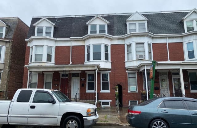 810 E Philadelphia St - 810 East Philadelphia Street, York, PA 17403