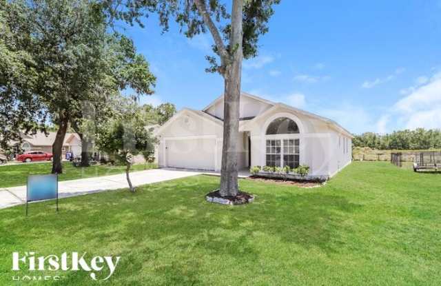 3909 Creek Woods Drive