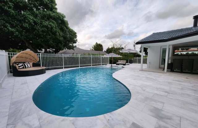 1001 Nw 4th Court