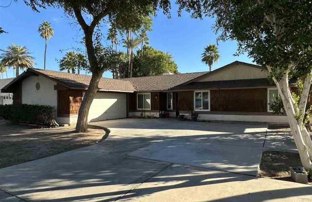 Photo of 1181 S HEREFORD AVE