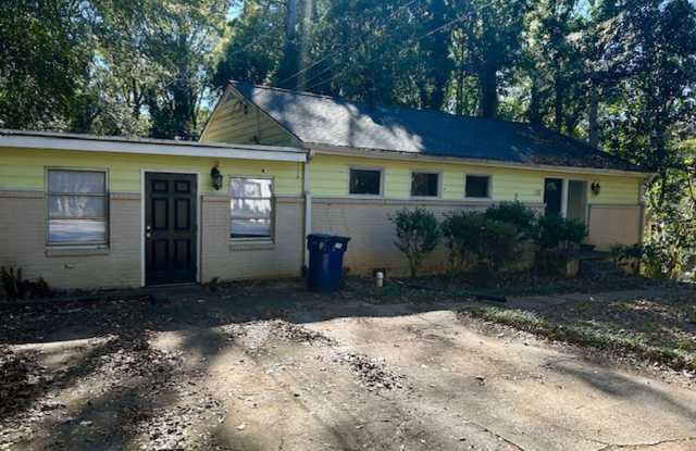 Photo of 175 Habersham Way - PRE-LEASING JUNE 2026