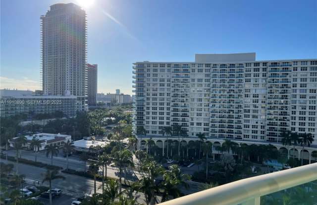 Photo of 3801 S Ocean Dr